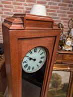 Elektrische klok 145 hoog €350, Antiek en Kunst, Antiek | Klokken, Ophalen