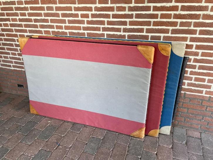 Turnmatten, gymmat turnmat, gymmatten sportmat, valmat,, Sport en Fitness, Turnen, Gebruikt, Materiaal, Maat 36 t/m 42, Rood, Ophalen