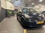 Toyota Aygo 1.0-12V 5D, Airco, Elek Ramen & APK, Auto's, Voorwielaandrijving, 4 stoelen, Bedrijf, Handgeschakeld