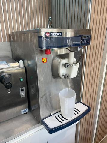 Soft ijs machine beschikbaar voor biedingen