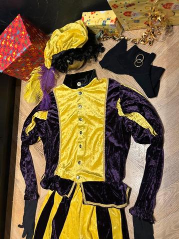 Pietenpak paars geel maat m handwerk luxe Sinterklaas set beschikbaar voor biedingen