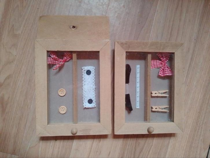 Decoratie Lijstjes met Knopen, Lint en Meer, Antiek en Kunst, Curiosa en Brocante, Ophalen of Verzenden