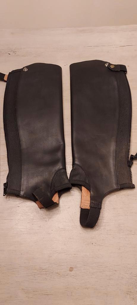 Ariat zwart lederen chaps maat M, Dieren en Toebehoren, Paardrijkleding, Zo goed als nieuw, Schoeisel, Ophalen