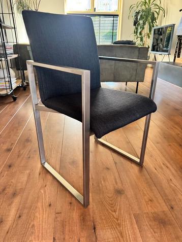 6 x eetkamer stoelen beschikbaar voor biedingen