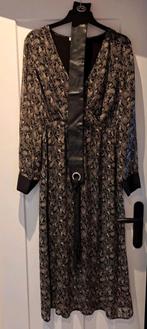 Jurk van Femme 9 maat M beige zwart, Maat 38/40 (M), Femme9, Zwart, Ophalen of Verzenden