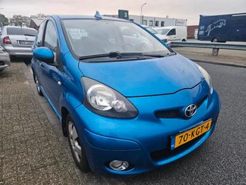 Toyota Aygo 1.0 12V Vvt-i 5DRS 2009 Blauw Airco APK 12/2024