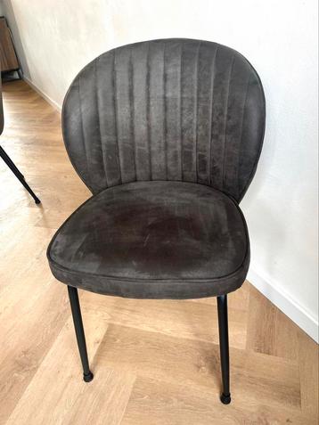Vier mooie eetkamerstoelen - bruin/antraciet beschikbaar voor biedingen