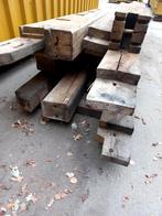 Stukken eiken gebinten Kopmaat 19x20cm €15,-  per m1, Tuin en Terras, Palen, Balken en Planken, Ophalen, Zo goed als nieuw, 250 cm of meer