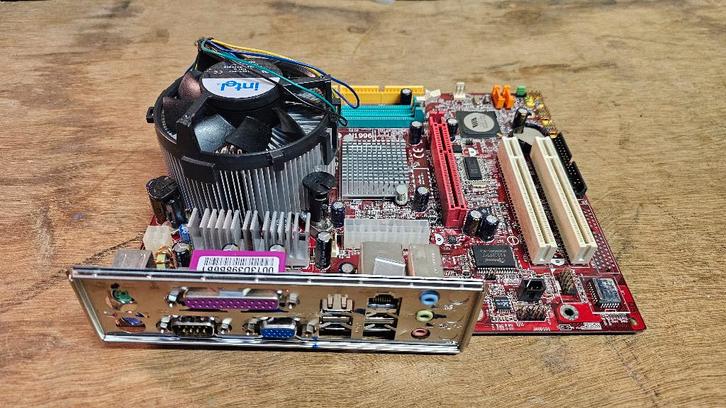 MSI  PM8M2-V (Brl3), Computers en Software, Moederborden, Ophalen of Verzenden