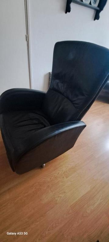 Fauteuils en stoelen beschikbaar voor biedingen