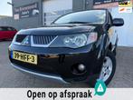 Mitsubishi Outlander 2.4 Inspire 2WD van 1ste Eigenaar met t, Auto's, Mitsubishi, Voorwielaandrijving, Stof, Zwart, 4 cilinders