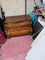 Antieke Buikkast met 3 Lades - Charmant & Stijlvol, Ophalen of Verzenden