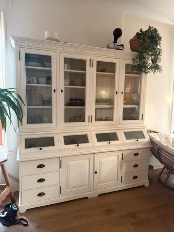 Vitrinekast / Buffetkast - 2 Delen beschikbaar voor biedingen