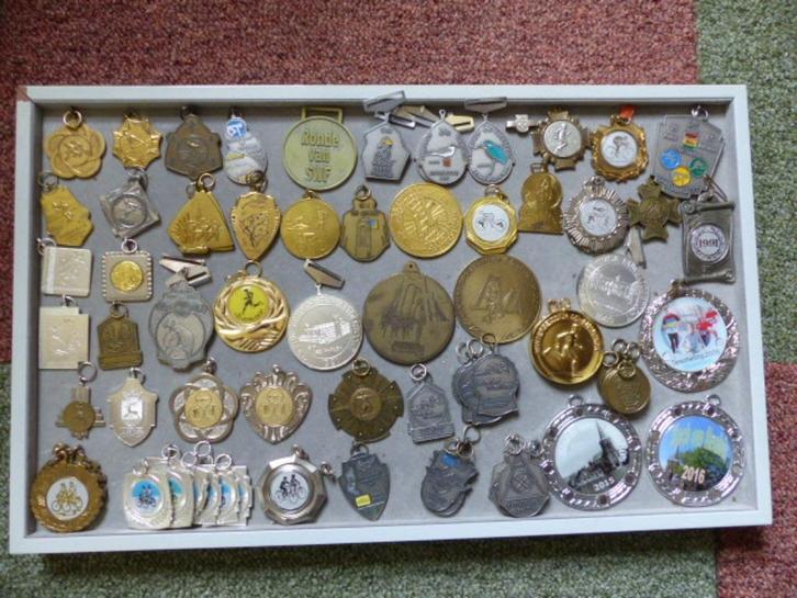 diverse medailles medaille schaats fiets hardlopen, Postzegels en Munten, Penningen en Medailles, Overige materialen, Nederland