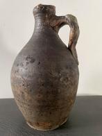 Steengoed kruik | bodemvondst | geknepen handvat | 1800-1850, Antiek en Kunst, Antiek | Keramiek en Aardewerk, Ophalen of Verzenden