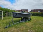 Poly slechtvalk met trailer en 2 motoren, Gebruikt, 6 meter of meer, Ophalen of Verzenden, Polyvalk