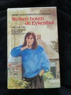 Annie Oosterbroek Dutschun, Wolken boven de Eykenhof, Boeken, Ophalen of Verzenden, Gelezen