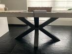 Betonlook tafel met moderne industriële matrix poot., Huis en Inrichting, Tafelonderdelen, Ophalen, 200 cm of meer, 50 tot 100 cm