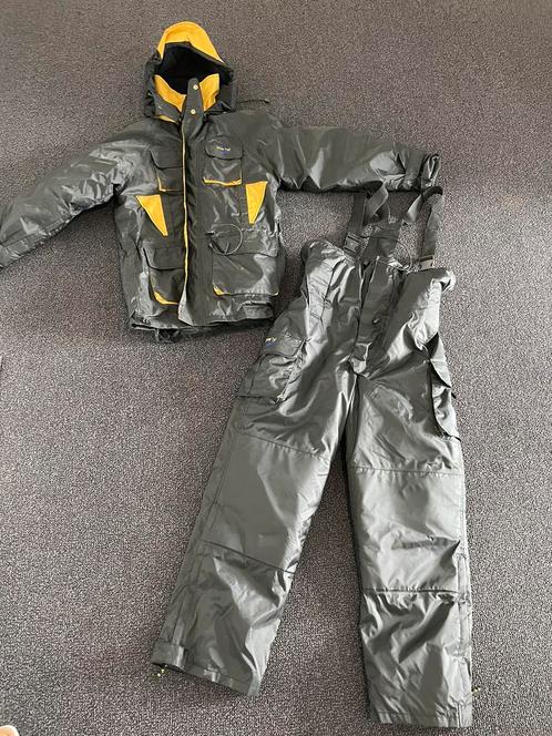 JVS Vispak - Warm & Waterdicht, Watersport en Boten, Hengelsport | Algemeen, Zo goed als nieuw, Kleding, Ophalen