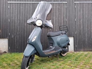 BTC Riva Luxury scooter beschikbaar voor biedingen