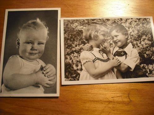 2x Ansichtkaart 1947:Lief Babytje, 2Kleuters in Lederhose, Verzamelen, Ansichtkaarten | Themakaarten, Gelopen, 1940 tot 1960, Klederdracht