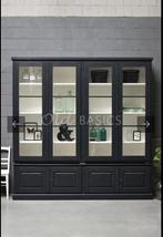 Vitrine kast, Ophalen