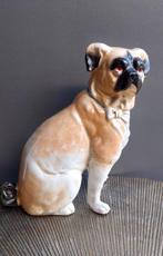 Vintage hoerenhond mopshond mops beeld hond hoogte 19 cm, Ophalen of Verzenden, Zo goed als nieuw, Dier
