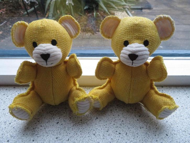 2 x Beer of beertje van Hema geel katoen, Kinderen en Baby's, Speelgoed | Knuffels en Pluche, Zo goed als nieuw, Beer, Ophalen of Verzenden