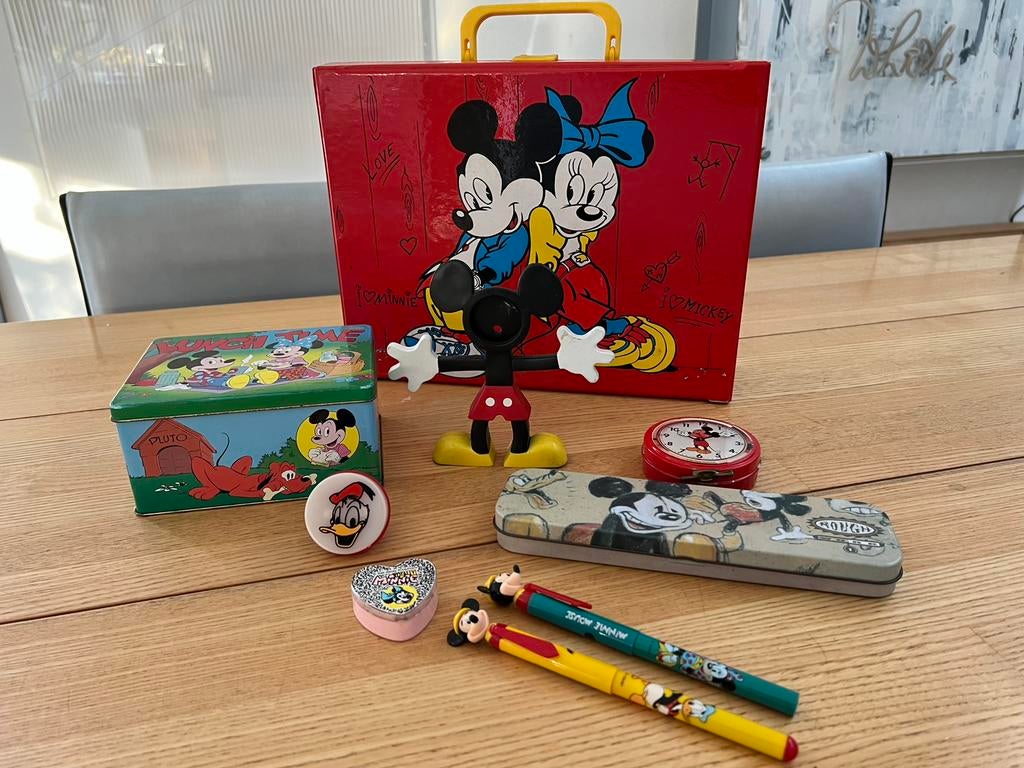 Vintage koffertje Disney en kleine andere Disney spullen, Verzamelen, Ophalen of Verzenden, Mickey Mouse, Gebruikt, Tas, Koffer of Zak