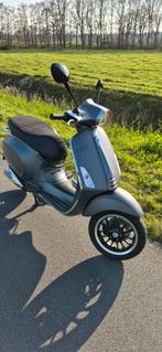 Vespa Sprint LAGE KMSTAND, Ophalen, Maximaal 45 km/u, 49 cc, Zo goed als nieuw