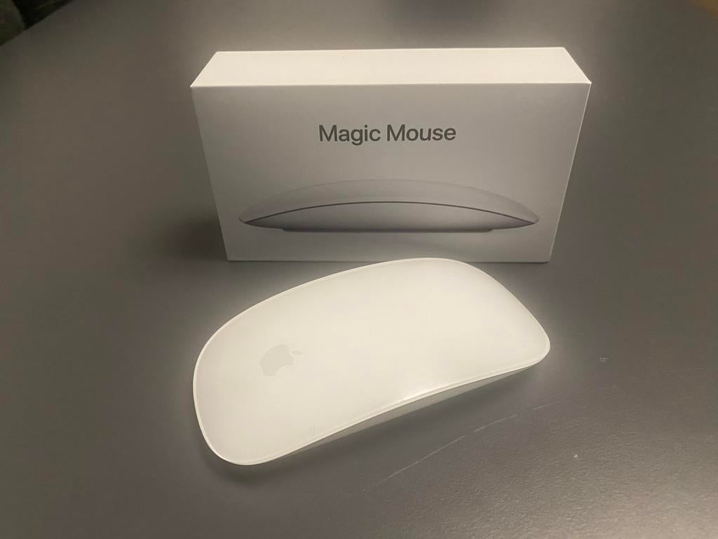 Apple Magic Mouse, Computers en Software, Muizen, Ophalen of Verzenden, Zo goed als nieuw, Draadloos, Muis