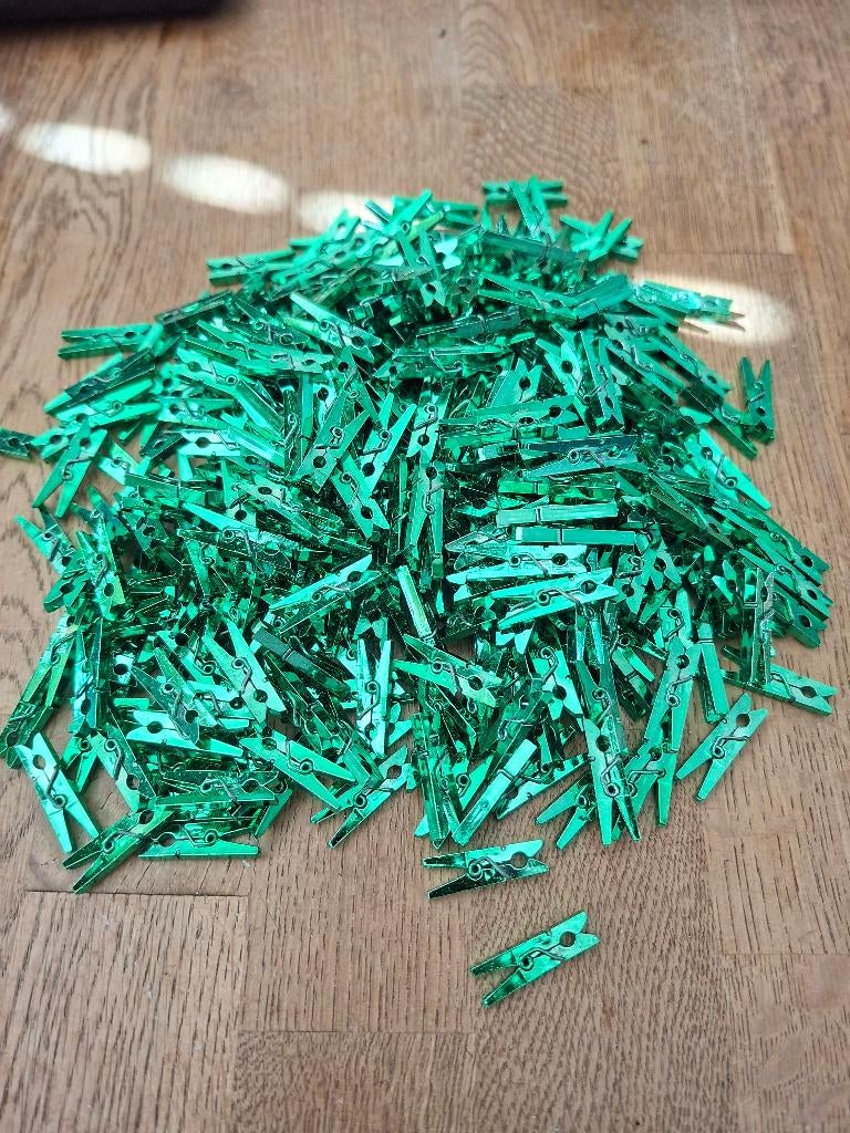 Circa 350 mini wasknijpers plastic groen 2,5 cm, Anneonline, Steenbergen, Shop@wesell4u.nl, Nieuw