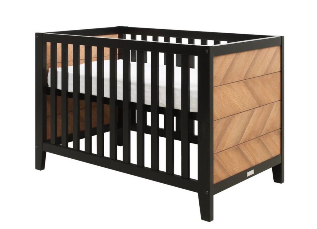 Bopita Ledikant 60x120 - Zwart met Houtaccenten, Ophalen, Zo goed als nieuw, Lattenbodem, Minder dan 140 cm