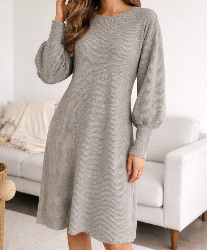 Grijze jurk 100% cashmere handmade maat M, Maat 38/40 (M), Ophalen of Verzenden, Grijs, Gedragen