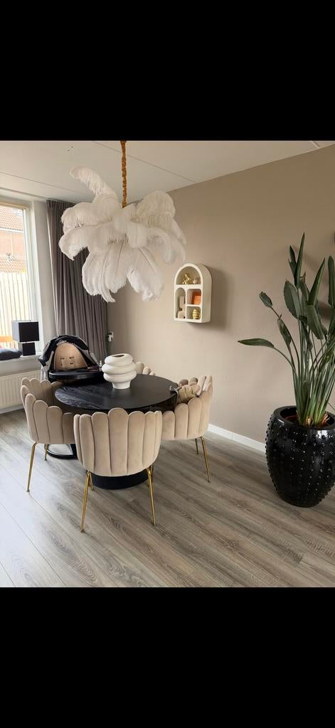 Moderne ronde eettafel, Huis en Inrichting, Tafels | Eettafels, 100 tot 150 cm, Rond, Ophalen of Verzenden, Zo goed als nieuw