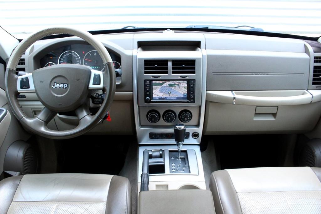 Jeep Cherokee 2.8 CRD Limited AUT YOUNGTIMER APK4/2026 2eEIG, Auto's, Jeep, Automaat, Gebruikt, 4 cilinders, 241 €/maand