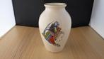 mooie speciale vaas met vrouwengezicht, Gebruikt, Overige kleuren, Aardewerk of Porselein, Ophalen of Verzenden