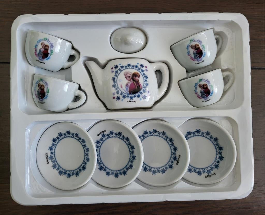 Frozen 10-delig theeservies, Ophalen of Verzenden, Zo goed als nieuw, Jongen of Meisje