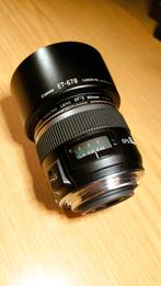 Canon Macro Lens EF-S 60mm 1:2.8 USM + Zonnekap + Lenshoes, Ophalen of Verzenden, Zo goed als nieuw, Macrolens