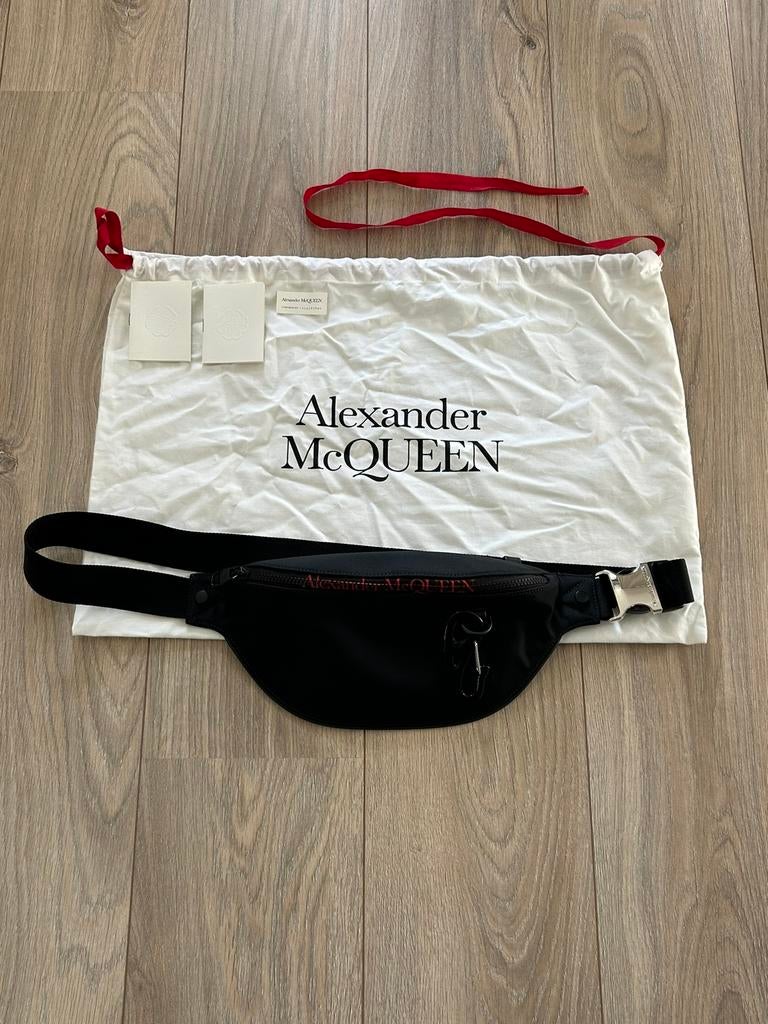 Alexander McQueen zwarte fanny pack/belt bag, Verzenden, Zo goed als nieuw, Zwart, Overige typen
