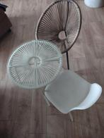 Leuk kinderhoekje: tafel met 2 stoelen, Ophalen, Gebruikt, Tafel(s) en Stoel(en)