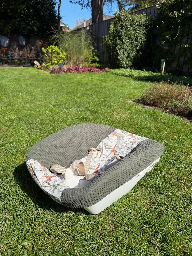 Stokke Tripp Trapp Newbornset, Kinderen en Baby's, Kinderstoelen, Ophalen of Verzenden, Zo goed als nieuw, Overige typen, Aanschuifbaar