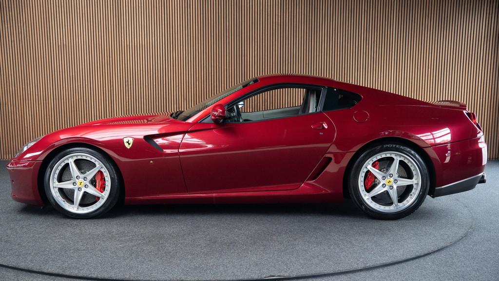 Ferrari 599 6.0 GTB Fiorano F1 HGTE Package Full Carbon Kera, Auto's, Ferrari, Automaat, 5999 cc, Achterwielaandrijving, Gebruikt