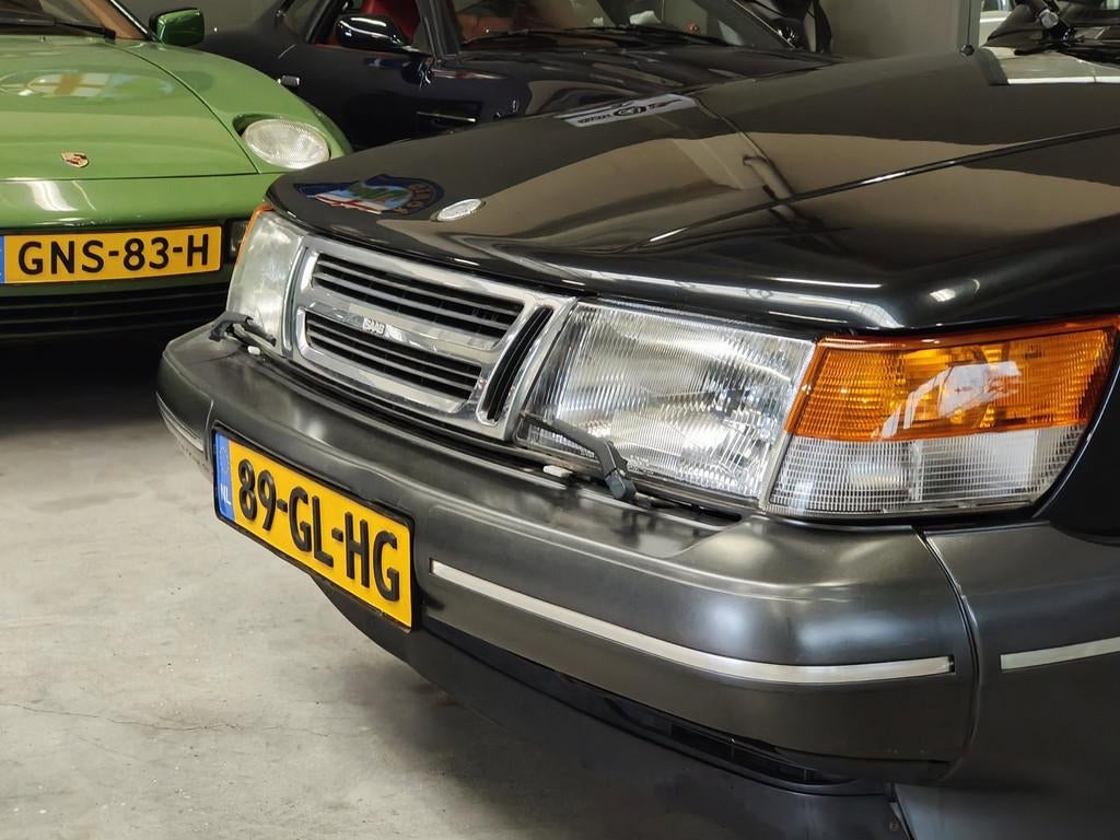 Saab 900 Cabrio 2.0 SE Turbo 16V Zwart Leer - Nette Kap, Auto's, Saab, Voorwielaandrijving, Zwart, 4 cilinders, Cabriolet