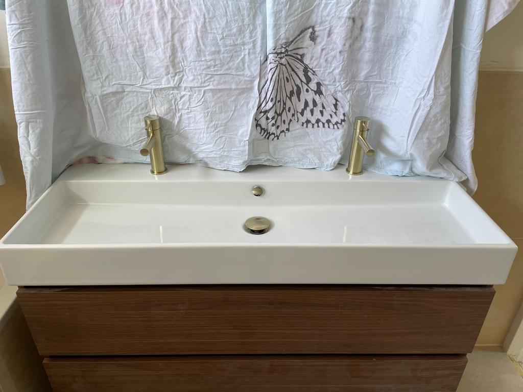 INK Unlimited wastafel 120cm - Porselein glans wit, Huis en Inrichting, Badkamer | Badkamermeubels, Ophalen, 100 tot 150 cm, Zo goed als nieuw