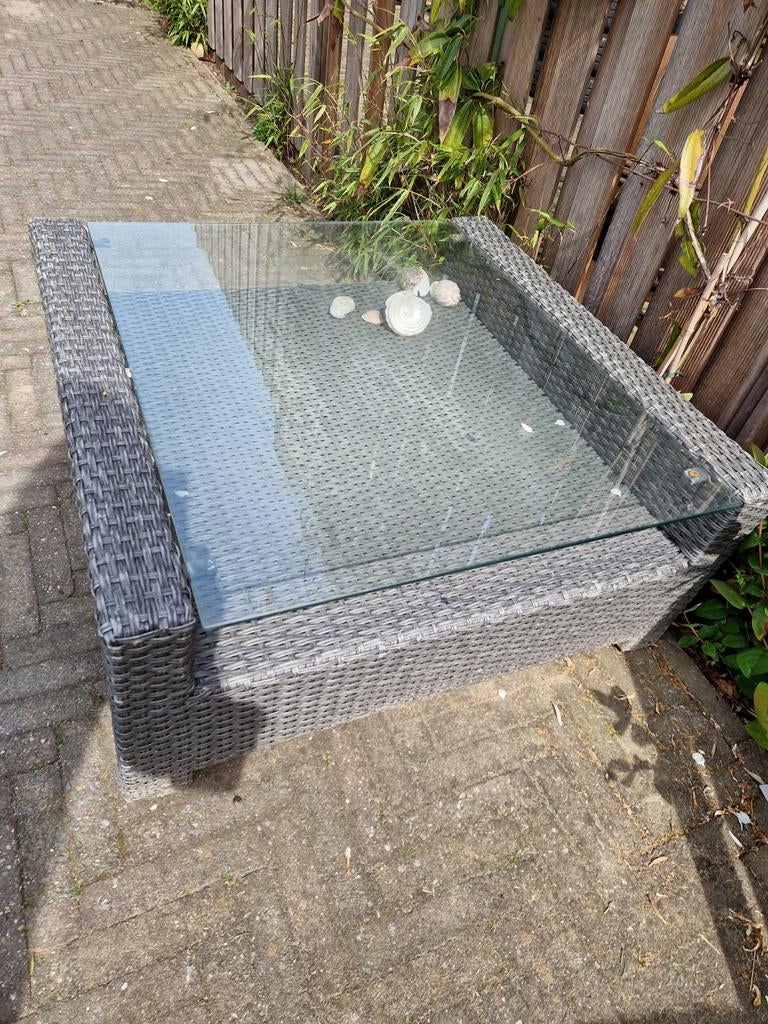 Buitentafel/Salontafel 80x80 met glazen blad, Ophalen, Gebruikt