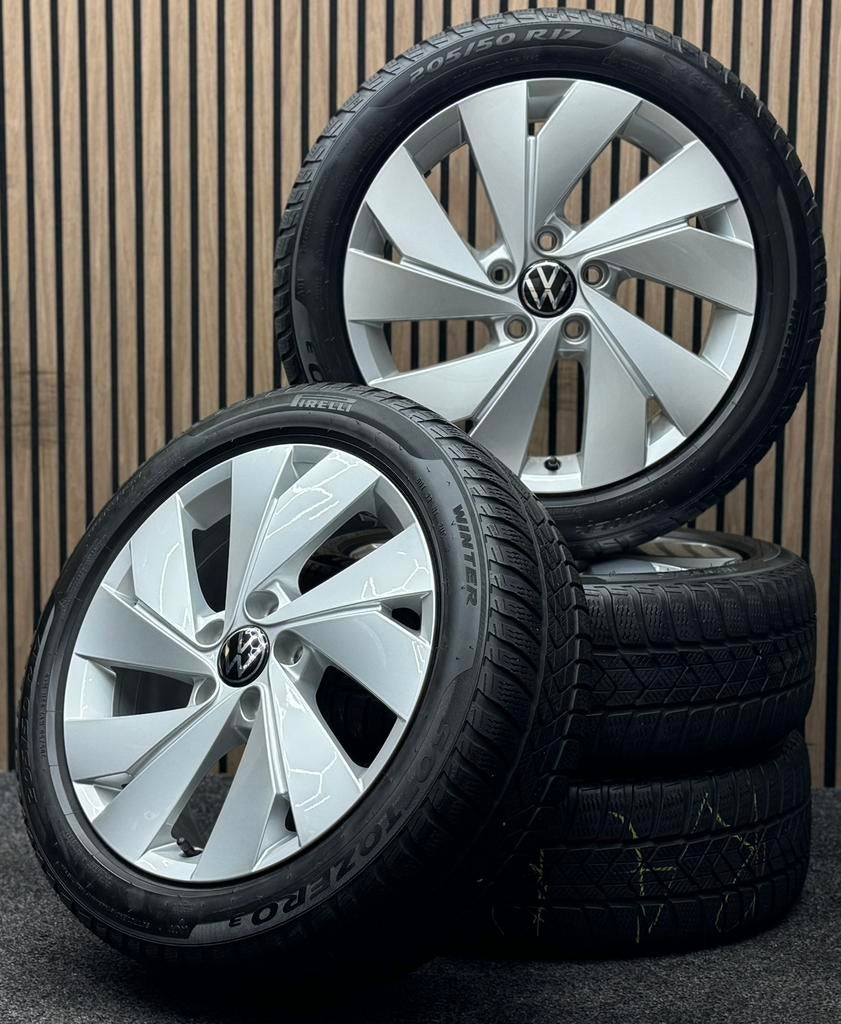 WINTER! Originele 17 inch VW Golf Belmont 5x112 ET46 Pirelli, Ophalen, ., Banden en Velgen, 17 inch