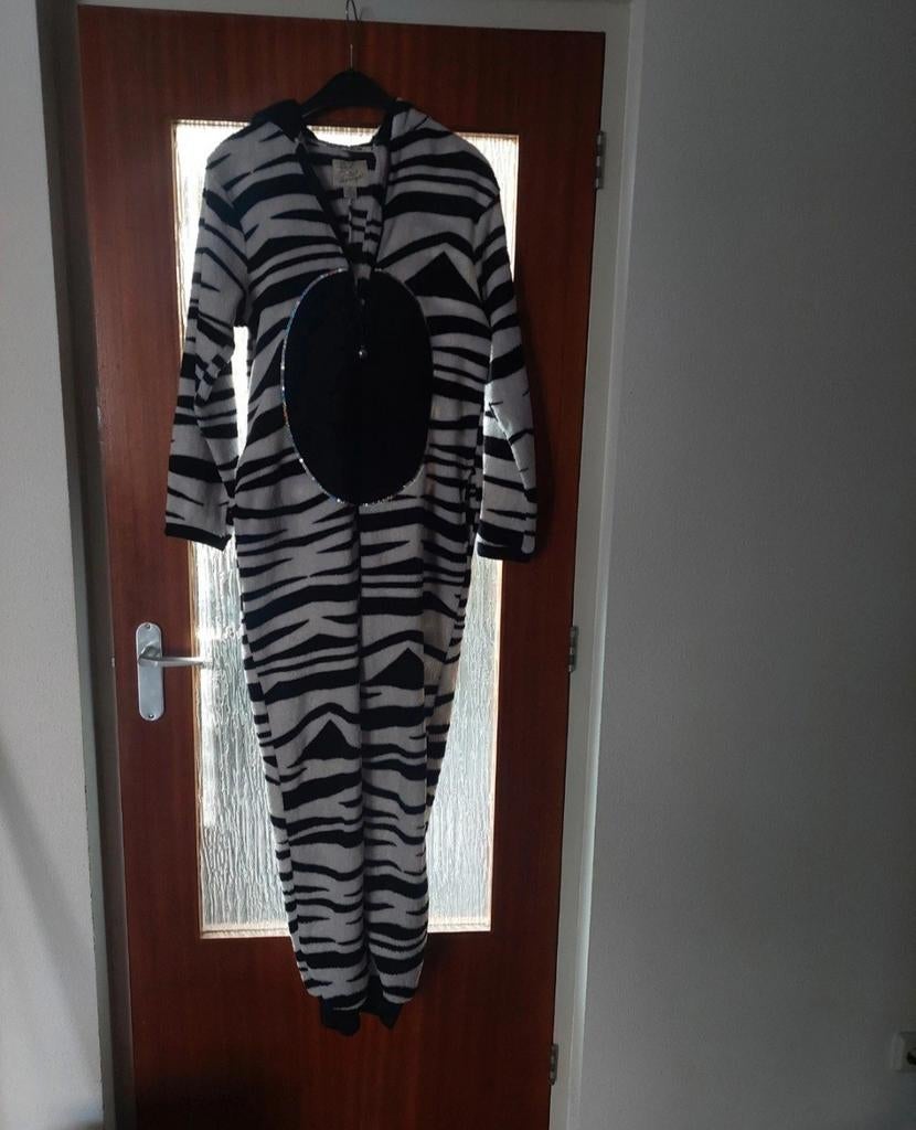 Zebra Onesie - Love to Lounge maat xs, Love to Lounge, Ophalen, Zo goed als nieuw