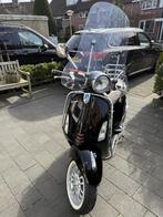 Vespa Primavera Snor 2014 – Incl. sloten & beenkleed, Fietsen en Brommers, Scooters | Vespa, Ophalen, Gebruikt, Overige modellen