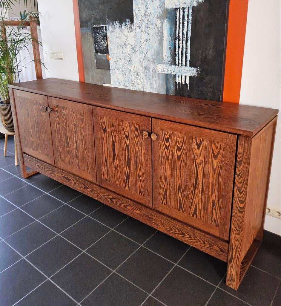 Vintage brutalist dressoir in wengé fineer, jaren '70, Gebruikt, Ophalen of Verzenden, 200 cm of meer, 25 tot 50 cm